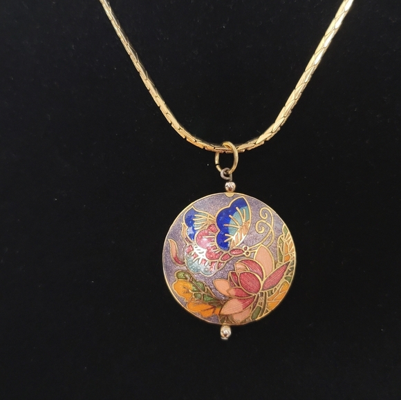 Vintage Cloisanne Butterfly And Lotus Pendant On Goldtone Serpentine Chain - Picture 4 of 7